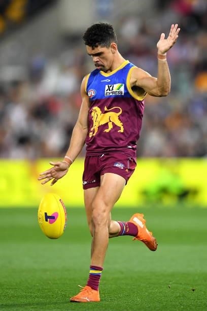 Charlie Cameron of the Lions in action during the AFL 1st Semi Final match between the Brisbane Lions and the Western Bulldogs at The Gabba on...