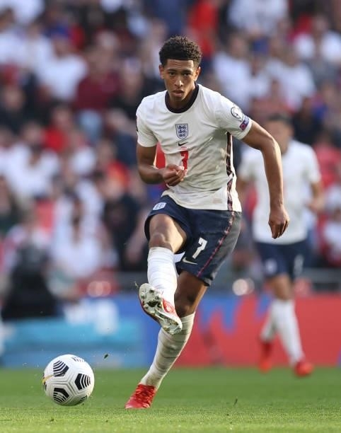 Jude Bellingham of England passes the ball during the 2022 FIFA World Cup Qualifier match between England and Andorra at Wembley Stadium on September...
