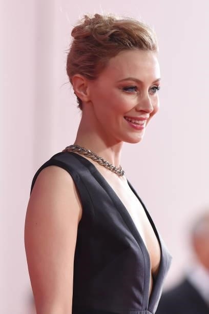 Sarah Gadon attends the red carpet of the movie "Mona Lisa And The Blood Moon