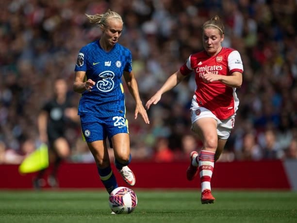 Pernille Mosegaard-Harder of Chelsea and Kim Little of Arsenal during the Barclays FA Women's Super League match between Arsenal Women and Chelsea...