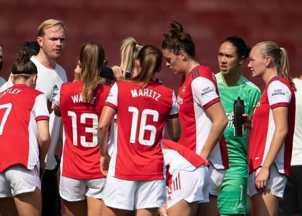 Arsenal Head Coach Jonas Eidevall instructs his players during a water break during the Barclays FA Women's Super League match between Arsenal Women...