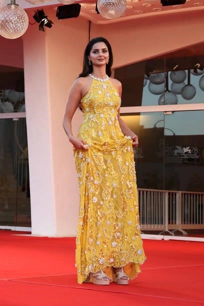 Mahlagha Jaberi attends the red carpet of the movie "La Caja