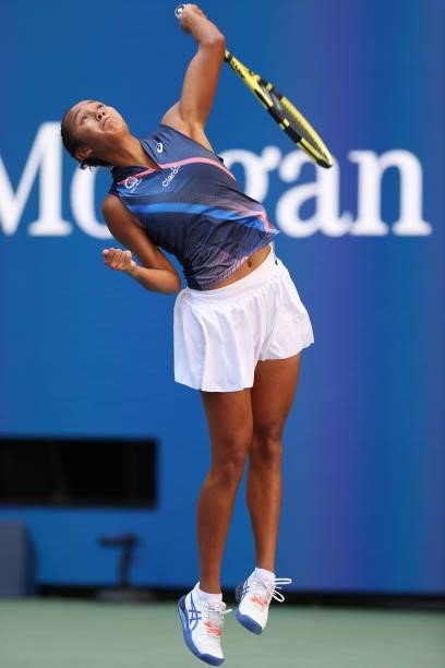 Leylah Annie Fernandez of Canada serves against Elina Svitolina of Ukraine during her Women's Singles quarterfinals match on Day Nine of the 2021 US...