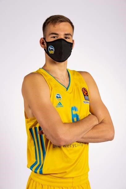 Malte Delow, #6 poses during the 2021/2022 Turkish Airlines EuroLeague Media Day of Alba Berlin at Mercedes Benz Arena on September 06, 2021 in...