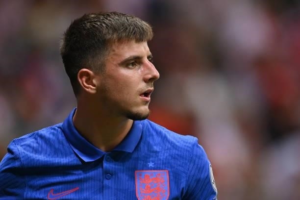 Mason Mount of England in action during the 2022 FIFA World Cup Qualifier between Poland and England at Stadion Narodowy on September 08, 2021 in...