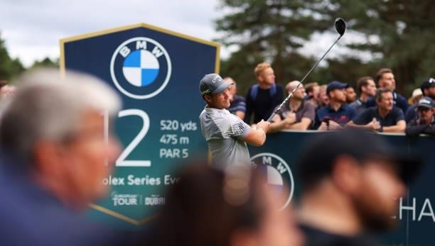 Danny Willett of England tees off on the 12th hole during Day One of The BMW PGA Championship at Wentworth Golf Club on September 09, 2021 in...