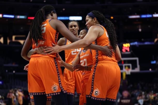 The Connecticut Sun huddle during play against the Los Angeles Sparks in the first quarter at Staples Center on September 09, 2021 in Los Angeles,...