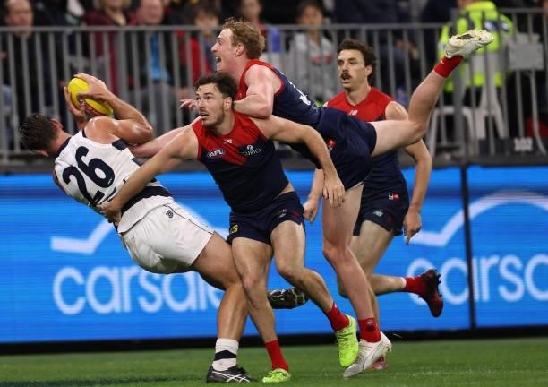 Tom Hawkins of the Cats marks during the AFL First Preliminary Final match between Melbourne Demons and Geelong Cats at Optus Stadium on September...
