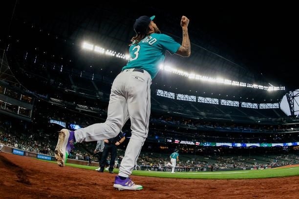 Crawford of the Seattle Mariners makes his way onto the field before the game against the Arizona Diamondbacks at T-Mobile Park on September 10, 2021...