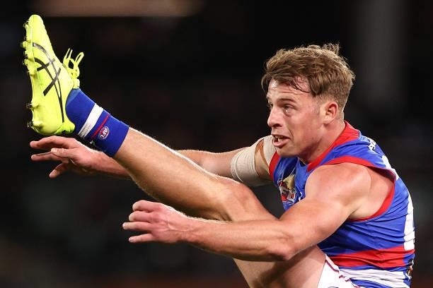 Mitch Hannan of the Bulldogs kicks during the AFL Second Preliminary Final match between Port Adelaide Power and Western Bulldogs at Adelaide Oval on...