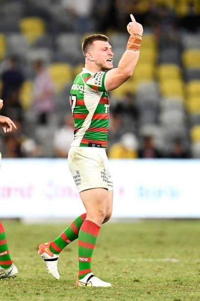 Jai Arrow of the Rabbitohs gestures as the Rabbitohs celebrates victory during the NRL Qualifying Final match between Penrith Panthers and South...