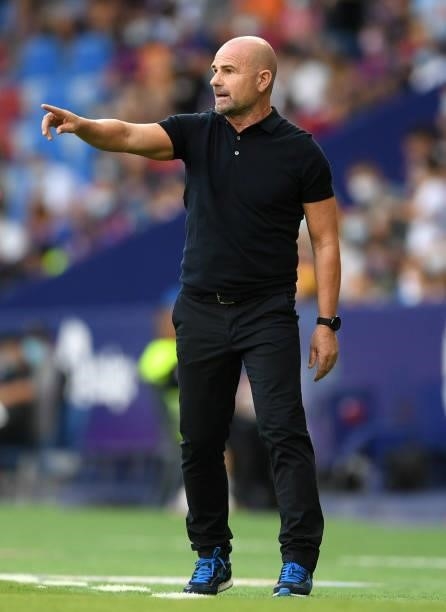 Paco Lopez, Head Coach of Levante gestures during the LaLiga Santander match between Levante UD and Rayo Vallecano at Ciutat de Valencia Stadium on...