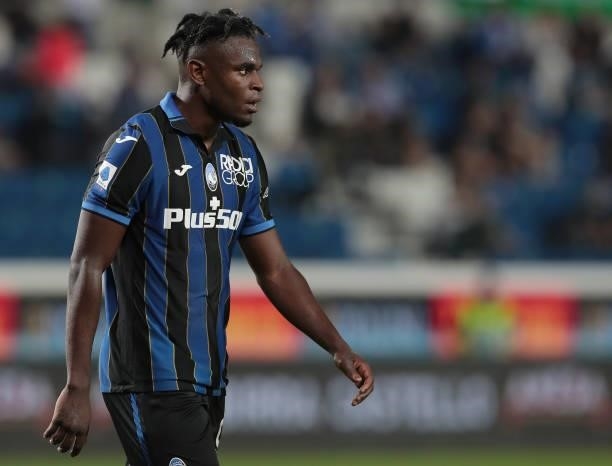 Duvan Zapata of Atalanta BC looks dejected during the Serie A match between Atalanta BC and ACF Fiorentina at Gewiss Stadium on September 11, 2021 in...