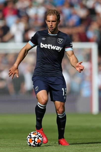 Craig Dawson of West Ham United on the ball during the Premier League match between Southampton and West Ham United at St Mary's Stadium on September...