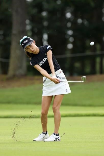Yuka Yasuda of Japan plays a shot on the 3rd hole during the final round of the JLPGA Championship Konica Minolta Cup at Shizu Hills Country Club on...