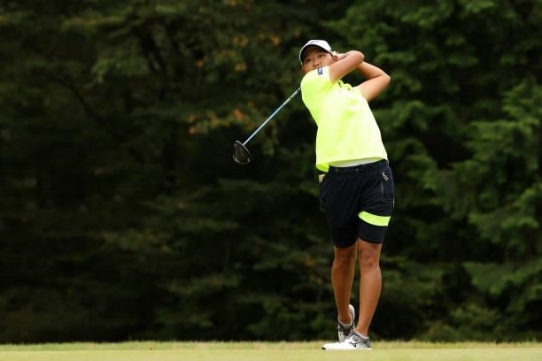 Mao Saigo of Japan hits her tee shot on the 6th hole during the final round of the JLPGA Championship Konica Minolta Cup at Shizu Hills Country Club...
