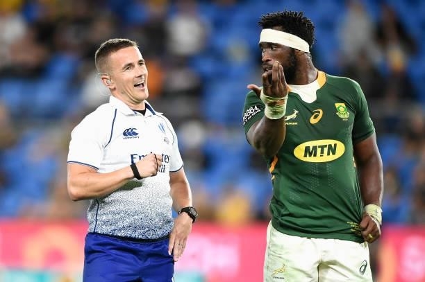 Referee Luke Pearce talks to Siya Kolisi of the Springboks during the Rugby Championship match between the South Africa Springboks and the Australian...