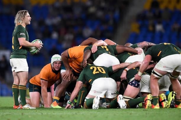 Faf de Klerk of the Springboks prepares to feed scrum ball during the Rugby Championship match between the South Africa Springboks and the Australian...