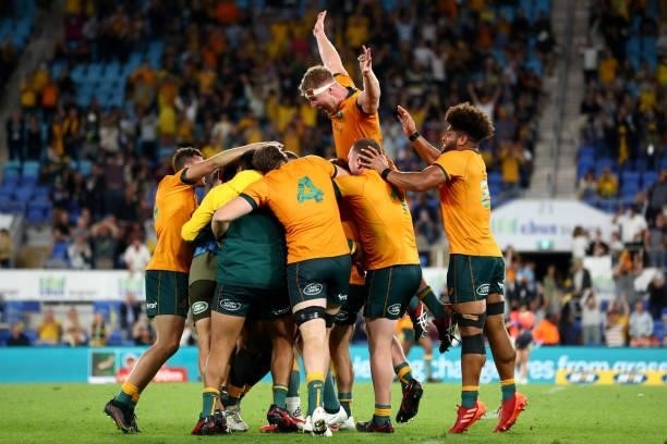 The Wallabies celebrate after Quade Cooper of the Wallabies kicked a winning penalty to win the Rugby Championship match between the South Africa...