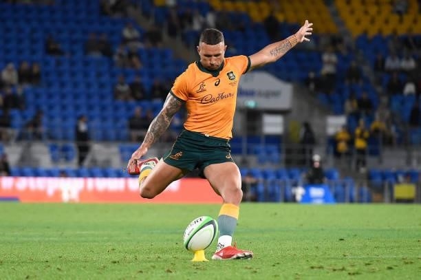 Quade Cooper of the Wallabies kicks the winning penalty goal during the Rugby Championship match between the South Africa Springboks and the...