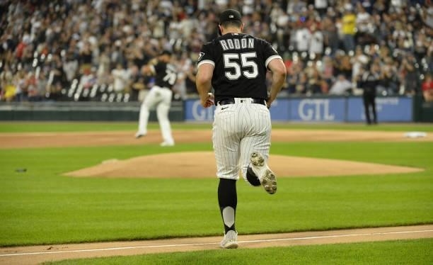 Carlos Rodon of the Chicago White Sox jogs toward the pitchers mound during the game against the Boston Red Sox on September 10, 2021 at Guaranteed...