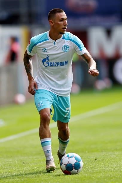 Darko Churlinov of Schalke runs with the ball during the Second Bundesliga match between SC Paderborn 07 and FC Schalke 04 at Benteler Arena on...