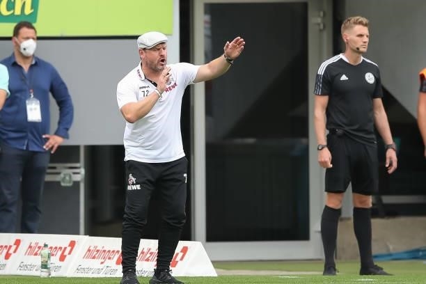 Steffen Baumgart, Head coach of 1.FC Koeln reacts during the Bundesliga match between Sport-Club Freiburg and 1. FC Köln at Dreisamstadion on...