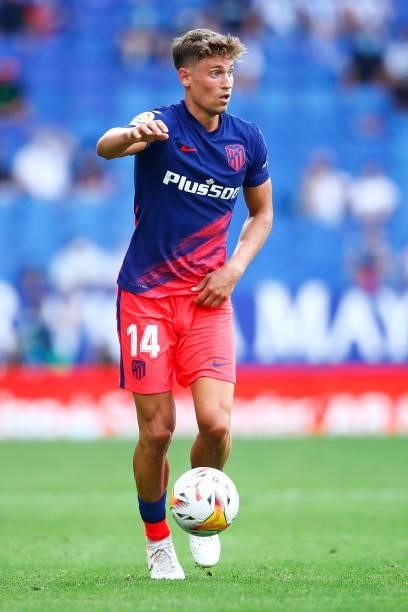 Marcos Llorente of Atletico de Madrid runs with the ball during the LaLiga Santander match between RCD Espanyol and Club Atletico de Madrid at RCDE...