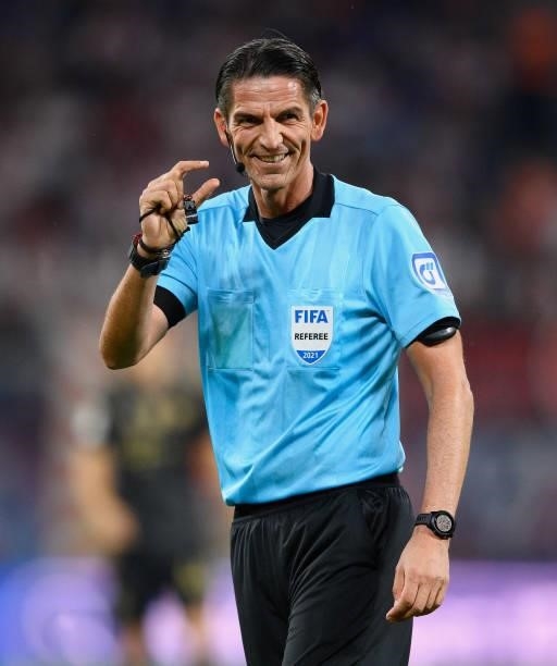 Referee Deniz Aytekin in action during the Bundesliga match between RB Leipzig and FC Bayern München at Red Bull Arena on September 11, 2021 in...