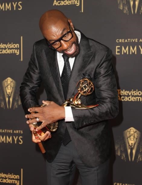 Smoove poses with the award for Outstanding Actor in a Short Form Comedy or Drama Series for "Mapleworth Murders