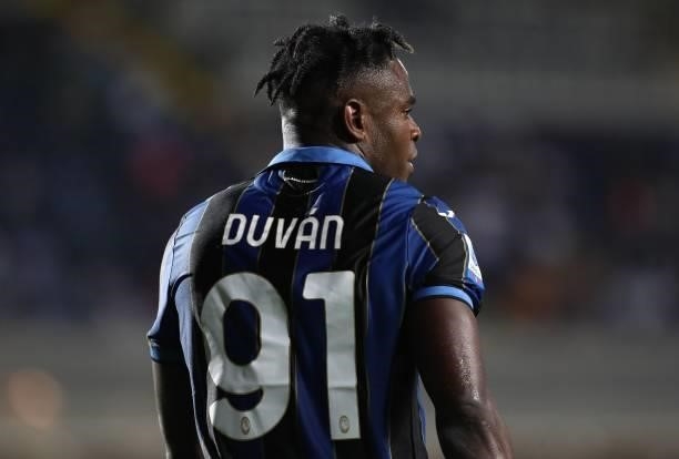 Duvan Zapata of Atalanta BC looks on during the Serie A match between Atalanta BC and ACF Fiorentina at Gewiss Stadium on September 11, 2021 in...
