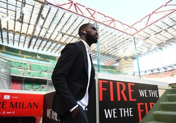 Fikayo Tomori of AC Milan looks on before the Serie A match between AC Milan and SS Lazio at Stadio Giuseppe Meazza on September 12, 2021 in Milan,...