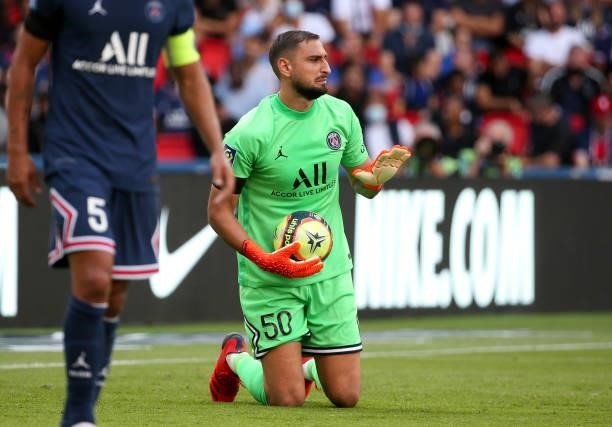 Goalkeeper of PSG Gianluigi Donnarumma during the Ligue 1 Uber Eats match between Paris Saint-Germain and Clermont Foot 63 at Parc des Princes on...