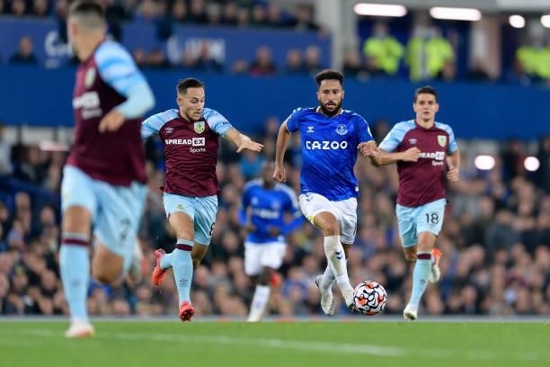 Andros Townsend of Everton on the ball during the Premier League match between Everton and Burnley at Goodison Park on September 13, 2021 in...
