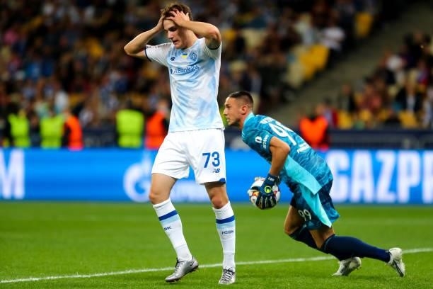Ilya Shkurin of Dynamo Kiev looks dejected during the UEFA Champions League match between FC Dynamo Kiev and SL Benfica at NSC Olimpiyskyi on...