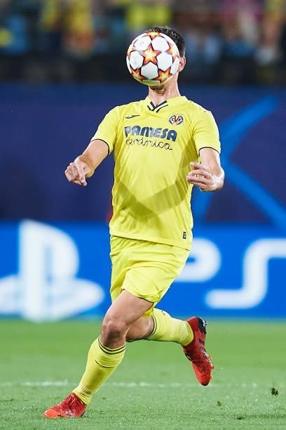 Gerard Moreno of Villarreal in action during the UEFA Champions League group F match between Villarreal CF and Atalanta at Estadio de la Ceramica on...