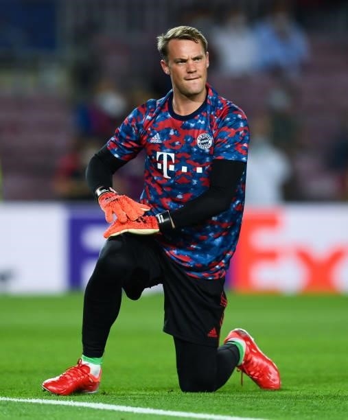 Manuel Neuer of Bayern München looks on during the warm up prior to the UEFA Champions League group E match between FC Barcelona and Bayern München...