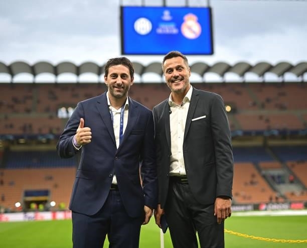 Diego Milito and Julio Cesar pose for a portrait before the UEFA Champions League group D match between Inter and Real Madrid at Giuseppe Meazza...