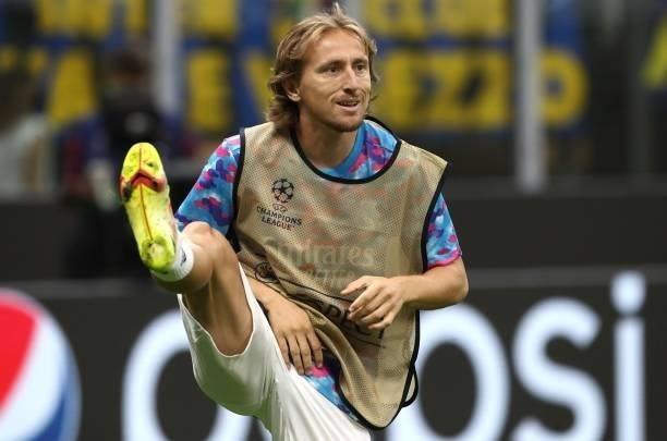 Luka Modric of Real Madrid during the warm up prior to the UEFA Champions League group D match between Inter and Real Madrid at Giuseppe Meazza...