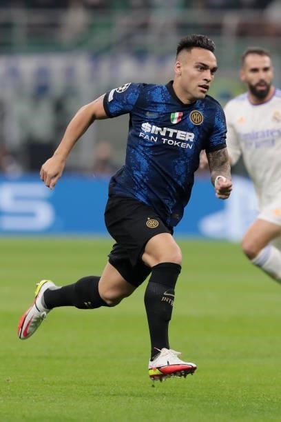 Lautaro Martínez of FC Internazionale in action during the UEFA Champions League group D match between Inter and Real Madrid at Giuseppe Meazza...