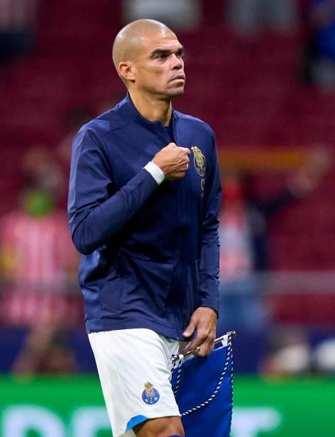 Pepe of FC Porto looks on prior to the UEFA Champions League group B match between Atletico Madrid and FC Porto at Wanda Metropolitano on September...