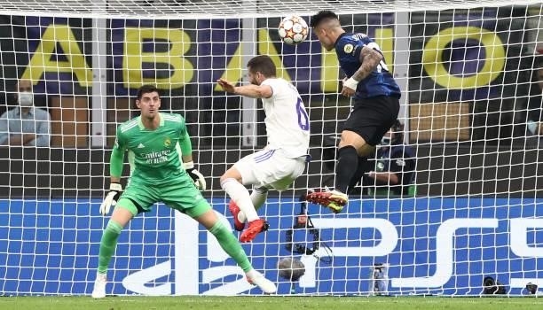Lautaro Martinez of FC Internazionale misses a chance to score during the UEFA Champions League group D match between Inter and Real Madrid at...