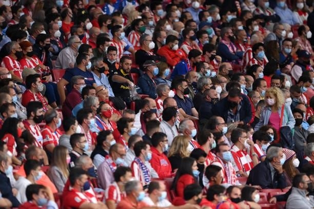 General view of Atletico Madrid fans as they look on during the UEFA Champions League group B match between Atletico Madrid and FC Porto at Wanda...