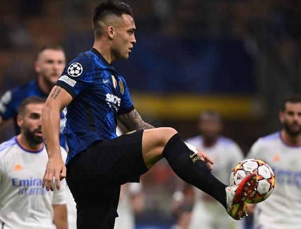 Lautaro Martinez of FC Internazionale in action during the UEFA Champions League group D match between Inter and Real Madrid at Giuseppe Meazza...