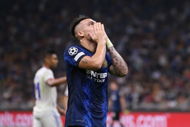 Lautaro Martinez of FC Internazionale reacts after missing a chance toscore during the UEFA Champions League group D match between Inter and Real...