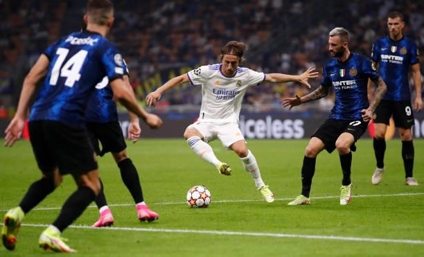 Luka Modric of Real Madrid in action during the UEFA Champions League group D match between Inter and Real Madrid at Giuseppe Meazza Stadium on...