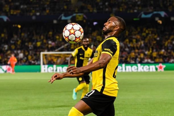 Ulisses Garcia of Young Boys controls the ball during the UEFA Champions League group F match between BSC Young Boys and Manchester United at Stadion...