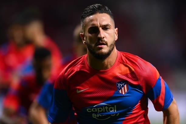 Koke Resurreccion of Atletico de Madrid warms up prior to the UEFA Champions League group B match between Atletico Madrid and FC Porto at Wanda...