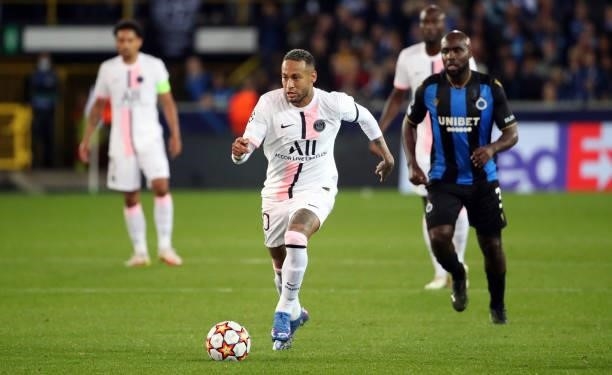 Neymar of PSG in action with the ball during the UEFA Champions League group A match between Club Brugge KV and Paris Saint-Germain at Jan Breydel...