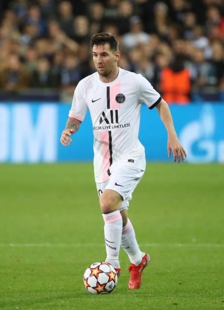 Lionel Messi of PSG in action with the ball during the UEFA Champions League group A match between Club Brugge KV and Paris Saint-Germain at Jan...